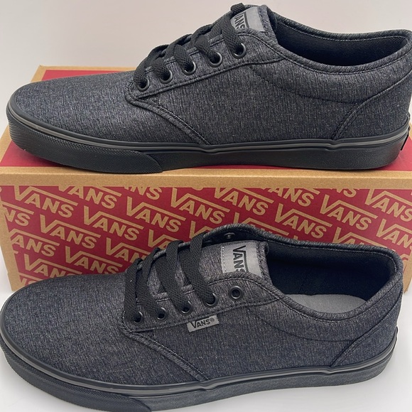 Vans Women’s Atwood
(Varsity Textile) Black/Pewter
VN0A45J9VEJ
Sneakers - Picture 3 of 16